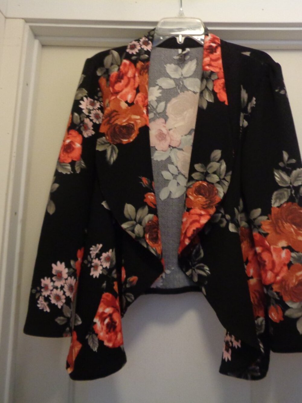 RUFFLED ORANGE & BLACK FLORALS FEMININE DELIGHTS LITTLE JACKET X L